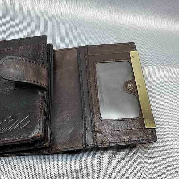 Patricia Nash Cametti Tooled Trifold Wallet Brown Leaf Print Gold Trim Card Slot - Picture 5 of 9